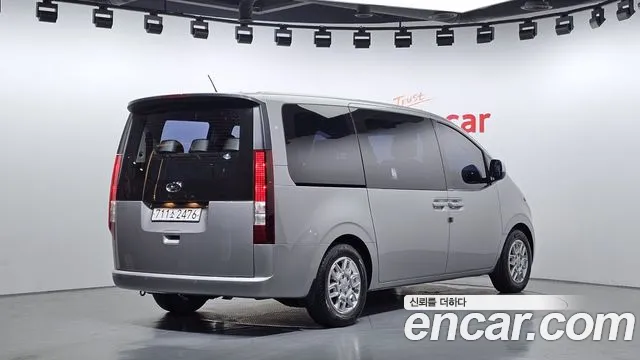 2023 Hyundai Staria Tourer 11-Seater Sold VIN KMJYB371BPU109022 – interior seats