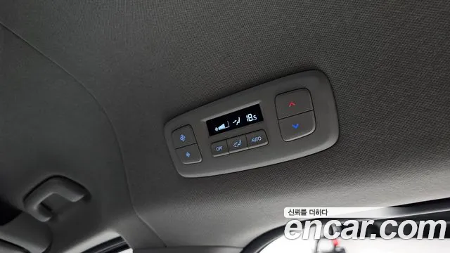 2024 Hyundai Staria Tourer 11-Seater Sold VIN KMJYB371BRU157670 – exterior detail