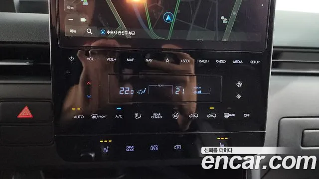 2024 Hyundai Staria Tourer 11-Seater Sold VIN KMJYB371BRU169475 – exterior detail