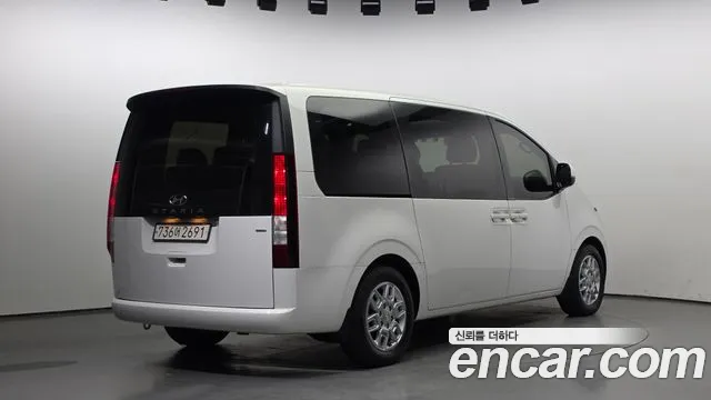 2022 Hyundai Staria 4WD Tourer 11-Seater VIN KMJYB371DNU066135