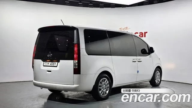 2022 Hyundai Staria L3.5 Tourer 11-Seater Sold VIN KMJYB373BNU019254 – front exterior