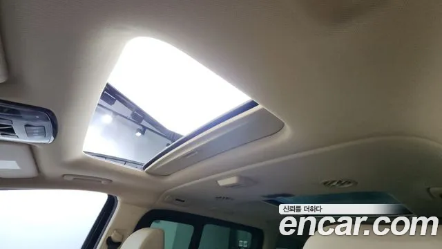 2025 Hyundai Staria HEV 1.6 Tourer 11-Seater Sold VIN KMJYB37ABSU001912 – engine bay