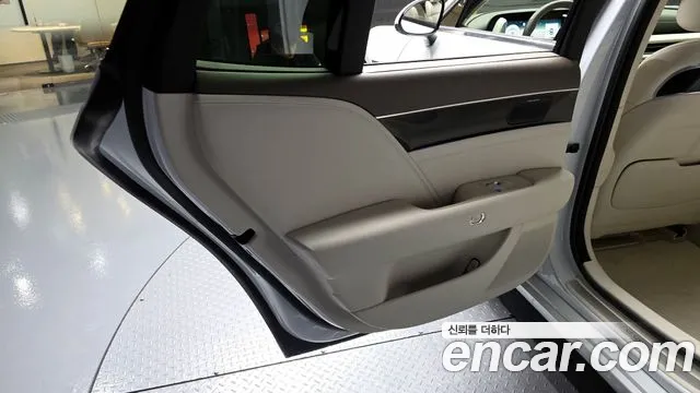 2022 Genesis G90 (Rs4) Gasoline 3.5 Turbo 2wd Sold VIN KMTFA41DBNU006648 – front exterior