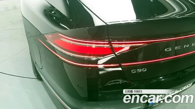 2022 Genesis G90 (RS4) Gasoline 3.5 Turbo 2WD Sold VIN KMTFA41DBNU011510 – trunk area 2022 Genesis G90 (RS4) Gasoline 3.5 Turbo 2WD Sold VIN KMTFA41DBNU011510 – trunk area