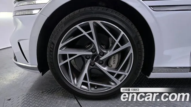 2022 Genesis G90 (RS4) Gasoline 3.5 Turbo 2WD Sold VIN KMTFA41DBNU013854 – undercarriage