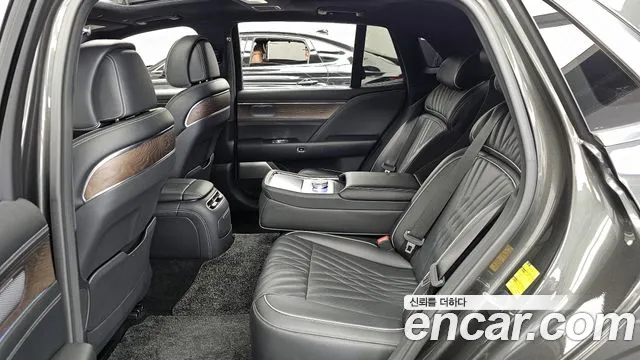 2022 Genesis G90 (RS4) Gasoline 3.5 Turbo AWD Sold VIN KMTFA41DDNU003616 – rear exterior 2022 Genesis G90 (RS4) Gasoline 3.5 Turbo AWD Sold VIN KMTFA41DDNU003616 – rear exterior