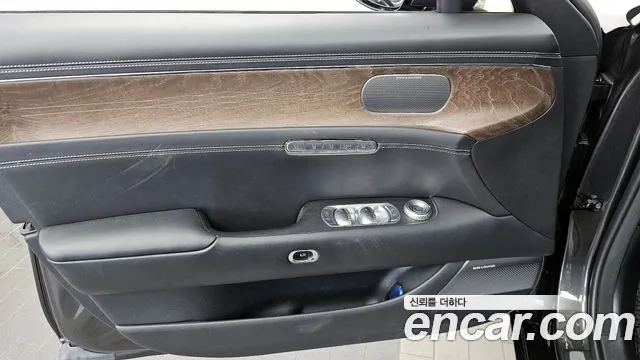 2022 Genesis G90 (RS4) Gasoline 3.5 Turbo AWD Sold VIN KMTFA41DDNU003616 – engine bay 2022 Genesis G90 (RS4) Gasoline 3.5 Turbo AWD Sold VIN KMTFA41DDNU003616 – engine bay