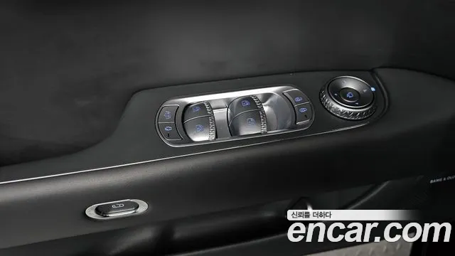 2022 Genesis G90 (RS4) Gasoline 3.5 Turbo AWD Sold VIN KMTFA41DDNU004669 – side profile