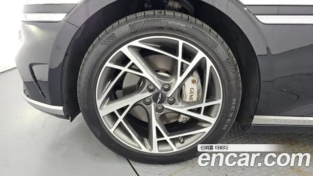 2022 Genesis G90 (RS4) Gasoline 3.5 Turbo AWD Sold VIN KMTFA41DDNU004670 – exterior detail