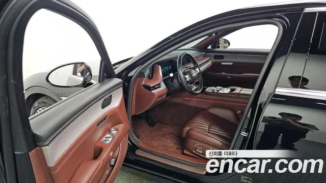 2022 Genesis G90 (RS4) Gasoline 3.5 Turbo AWD Sold VIN KMTFA41DDNU004670 – trunk area