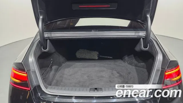 2022 Genesis G90 (RS4) Gasoline 3.5 Turbo AWD Sold VIN KMTFA41DDNU005055 – trunk area 2022 Genesis G90 (RS4) Gasoline 3.5 Turbo AWD Sold VIN KMTFA41DDNU005055 – trunk area