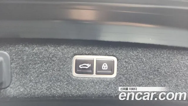 2022 Genesis G90 (RS4) Gasoline 3.5 Turbo AWD Sold VIN KMTFA41DDNU006614 – side profile