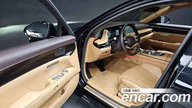 2022 Genesis G90 (RS4) Gasoline 3.5 Turbo AWD Sold VIN KMTFA41DDNU007532 – trunk area 2022 Genesis G90 (RS4) Gasoline 3.5 Turbo AWD Sold VIN KMTFA41DDNU007532 – trunk area