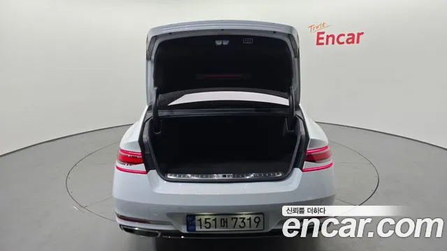 2022 Genesis G90 (RS4) Gasoline 3.5 Turbo AWD Sold VIN KMTFA41DDNU009594 – interior seats