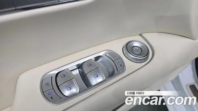 2022 Genesis G90 (RS4) Gasoline 3.5 Turbo AWD Sold VIN KMTFA41DDNU009594 – undercarriage