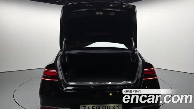 2022 Genesis G90 (RS4) Gasoline 3.5 Turbo AWD Sold VIN KMTFA41DDNU009864 – interior seats