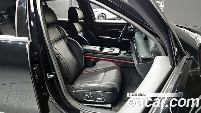 2022 Genesis G90 (RS4) Gasoline 3.5 Turbo AWD Sold VIN KMTFA41DDNU013029 – undercarriage 2022 Genesis G90 (RS4) Gasoline 3.5 Turbo AWD Sold VIN KMTFA41DDNU013029 – undercarriage