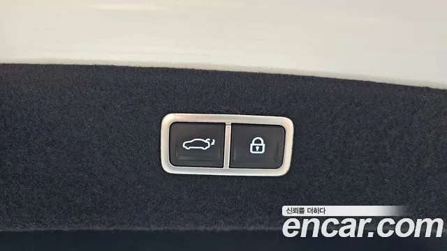 2022 Genesis G90 (RS4) Gasoline 3.5 Turbo AWD Sold VIN KMTFA41DDNU016006 – undercarriage 2022 Genesis G90 (RS4) Gasoline 3.5 Turbo AWD Sold VIN KMTFA41DDNU016006 – undercarriage