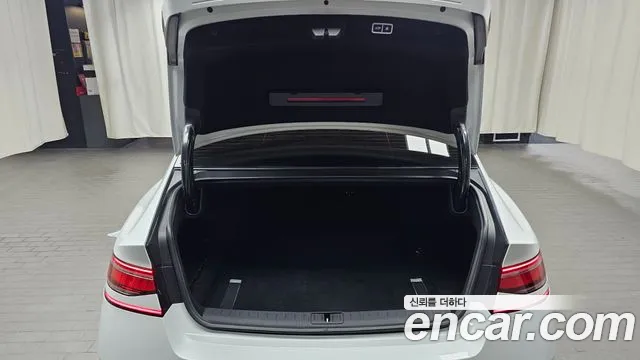 2022 Genesis G90 (RS4) Gasoline 3.5 Turbo AWD Sold VIN KMTFA41DDNU016006 – photo 33 2022 Genesis G90 (RS4) Gasoline 3.5 Turbo AWD Sold VIN KMTFA41DDNU016006 – photo 33