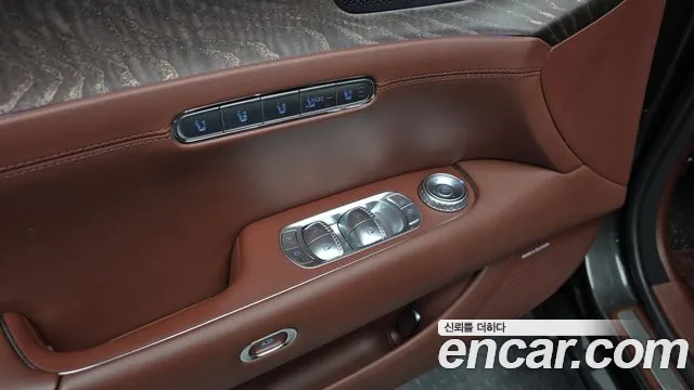 2022 Genesis G90 (RS4) Gasoline 3.5 Turbo AWD Sold VIN KMTFA41DDNU016090 – rear exterior