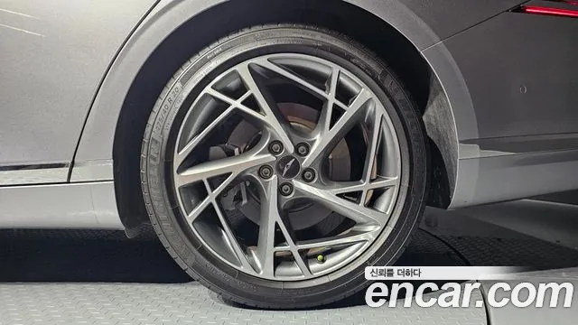 2023 Genesis G90 (RS4) Gasoline 3.5 Turbo AWD Sold VIN KMTFA41DDPU025039 – rear exterior 2023 Genesis G90 (RS4) Gasoline 3.5 Turbo AWD Sold VIN KMTFA41DDPU025039 – rear exterior