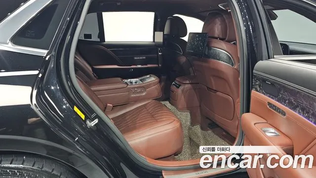 2023 Genesis G90 (RS4) Gasoline 3.5 Turbo AWD Sold VIN KMTFA41DDPU025465 – trunk area 2023 Genesis G90 (RS4) Gasoline 3.5 Turbo AWD Sold VIN KMTFA41DDPU025465 – trunk area