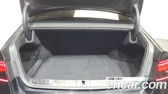 2023 Genesis G90 (RS4) Gasoline 3.5 Turbo AWD Sold VIN KMTFA41DDPU028012 – photo 11