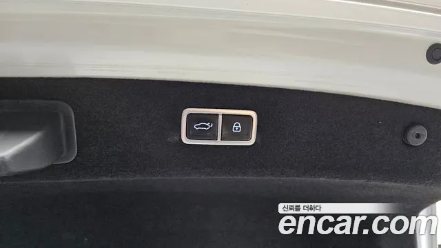 2023 Genesis G90 (RS4) Gasoline 3.5 Turbo AWD Sold VIN KMTFA41DDPU029761 – dashboard 2023 Genesis G90 (RS4) Gasoline 3.5 Turbo AWD Sold VIN KMTFA41DDPU029761 – dashboard