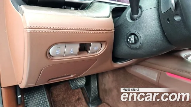 2023 Genesis G90 (RS4) Gasoline 3.5 Turbo AWD Sold VIN KMTFA41DDPU029761 – undercarriage 2023 Genesis G90 (RS4) Gasoline 3.5 Turbo AWD Sold VIN KMTFA41DDPU029761 – undercarriage