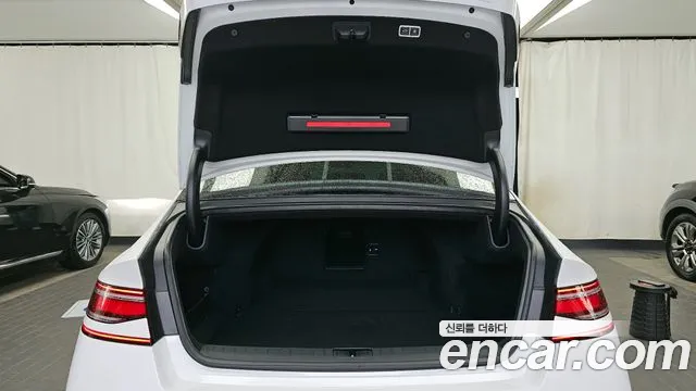 2023 Genesis G90 (RS4) Gasoline 3.5 Turbo AWD Sold VIN KMTFA41DDPU032403 – exterior detail