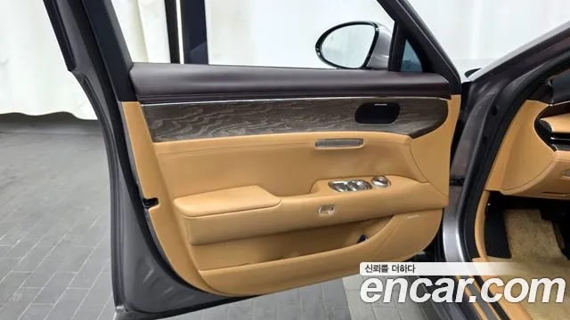 2023 Genesis G90 (RS4) Gasoline 3.5 Turbo AWD Sold VIN KMTFA41DDPU035914 – dashboard 2023 Genesis G90 (RS4) Gasoline 3.5 Turbo AWD Sold VIN KMTFA41DDPU035914 – dashboard