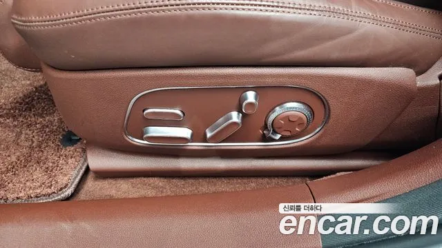 2023 Genesis G90 (RS4) Gasoline 3.5 Turbo AWD Sold VIN KMTFA41DDPU036742 – photo 38 2023 Genesis G90 (RS4) Gasoline 3.5 Turbo AWD Sold VIN KMTFA41DDPU036742 – photo 38