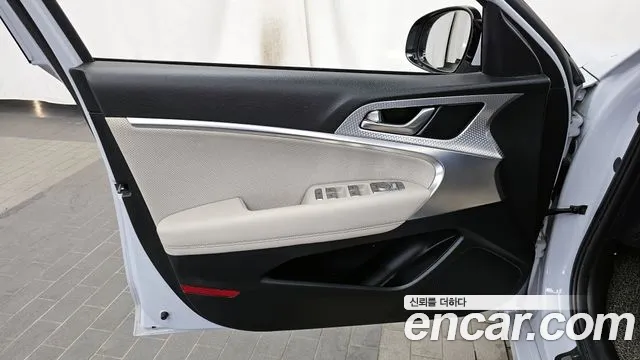 2021 Genesis The New G70 Gasoline 2.0T 2WD Sold VIN KMTG141ABMU077901 – photo 23 2021 Genesis The New G70 Gasoline 2.0T 2WD Sold VIN KMTG141ABMU077901 – photo 23