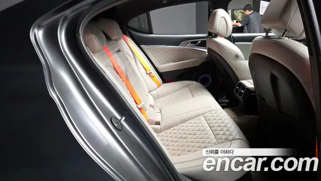 2023 Genesis The New G70 Gasoline 2.0T 4WD Sold VIN KMTG141ADPU108386 – photo 13 2023 Genesis The New G70 Gasoline 2.0T 4WD Sold VIN KMTG141ADPU108386 – photo 13