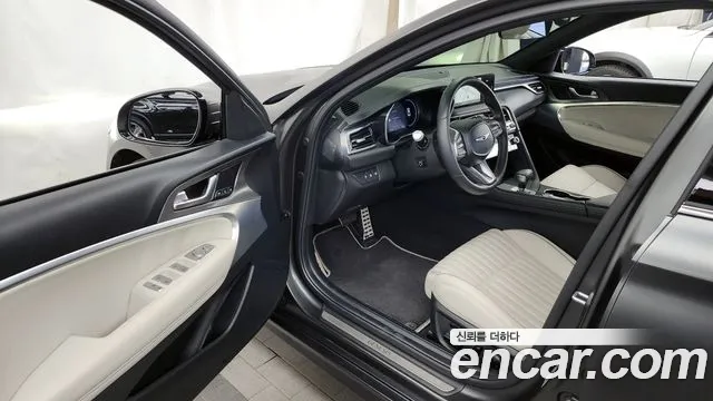 2024 Genesis The New G70 Gasoline 2.5T 2WD Sold VIN KMTG141CBRU136016 – photo 11