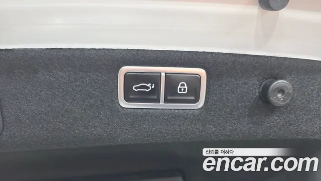 2024 Genesis The New G70 Gasoline 2.5T 4WD Sold VIN KMTG141CDRU129147 – photo 23 2024 Genesis The New G70 Gasoline 2.5T 4WD Sold VIN KMTG141CDRU129147 – photo 23