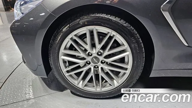 2019 Genesis G70 2.0T Sold VIN KMTG241ABKU027530 – photo 14 2019 Genesis G70 2.0T Sold VIN KMTG241ABKU027530 – photo 14