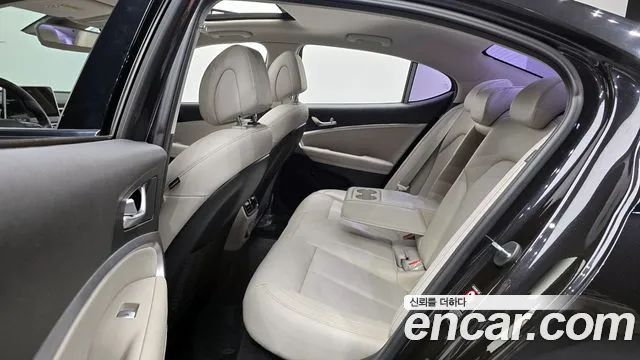 2019 Genesis G70 2.0T Sold VIN KMTG241ABKU045517 – photo 17 2019 Genesis G70 2.0T Sold VIN KMTG241ABKU045517 – photo 17