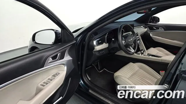 2022 Genesis The New G70 Diesel 2.2 4WD Sold VIN KMTG241BDNU096096 – exterior detail 2022 Genesis The New G70 Diesel 2.2 4WD Sold VIN KMTG241BDNU096096 – exterior detail