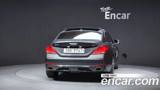 2018 Genesis G70 2.0T VIN KMTG341ABJU003286