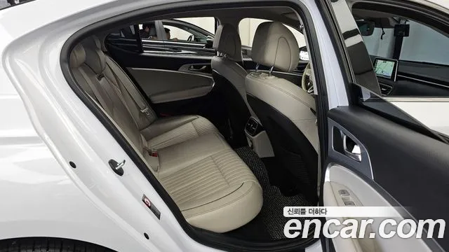 2018 Genesis G70 2.0T Sold VIN KMTG341ABJU007100 – trunk area 2018 Genesis G70 2.0T Sold VIN KMTG341ABJU007100 – trunk area