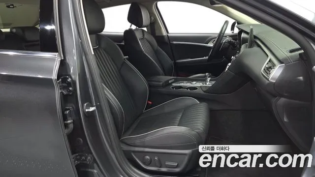 2018 Genesis G70 2.0T Sold VIN KMTG341ABJU007375 – engine bay