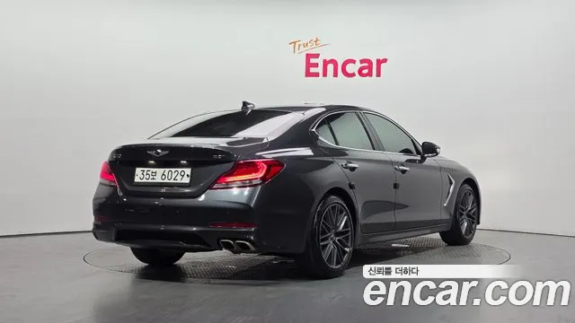 2018 Genesis G70 2.0t Sold VIN KMTG341ABJU010504 – front exterior