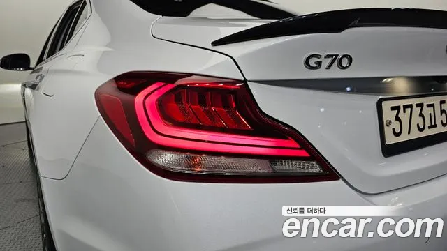 2018 Genesis G70 2.0T Sold VIN KMTG341ABJU018867 – photo 34 2018 Genesis G70 2.0T Sold VIN KMTG341ABJU018867 – photo 34