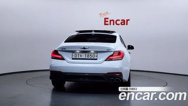 2018 Genesis G70 2.0T VIN KMTG341ABJU020508