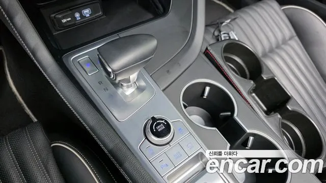 2019 Genesis G70 2.0T Sold VIN KMTG341ABKU036358 – exterior detail