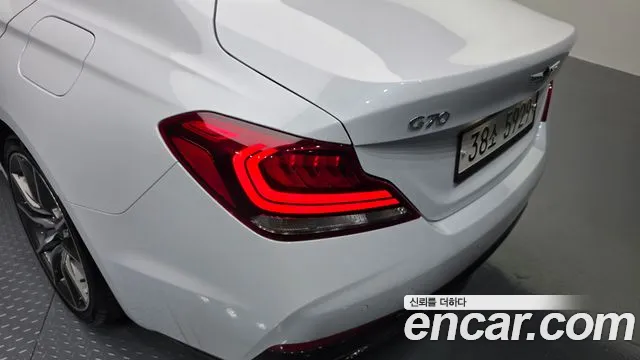 2019 Genesis G70 2.0T Sold VIN KMTG341ABKU036358 – photo 18