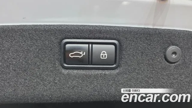 2019 Genesis G70 2.0T Sold VIN KMTG341ABKU040431 – photo 32