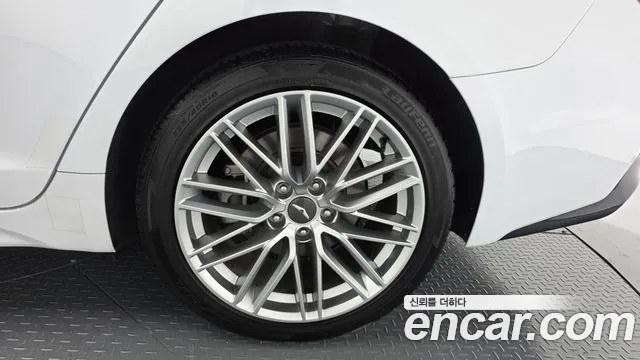 2019 Genesis G70 2.0T Sold VIN KMTG341ABKU040666 – photo 32