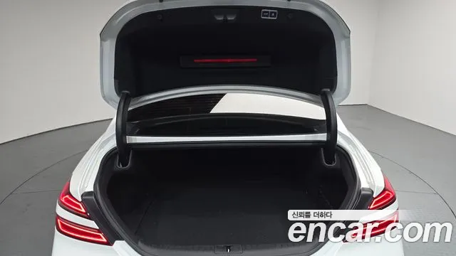 2021 Genesis The New G70 Gasoline 2.0T 2WD Sold VIN KMTG341ABMU076758 – undercarriage